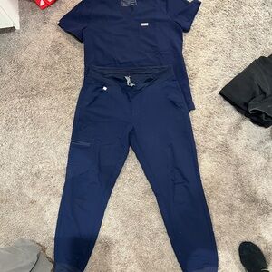 FIGS Navy Blue Scrub Set